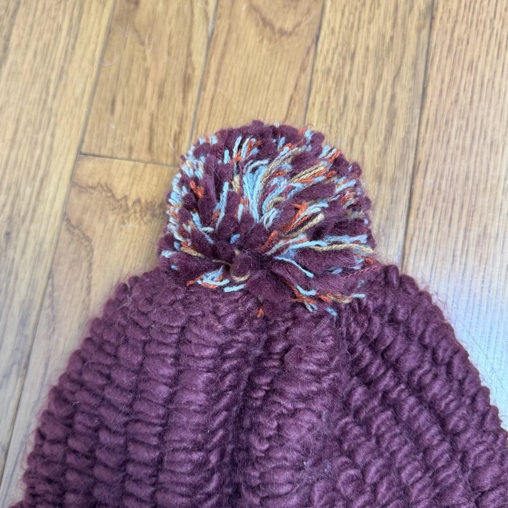 The North Face Cozy Chunky Cabin Winter Beanie Burgundy One Size